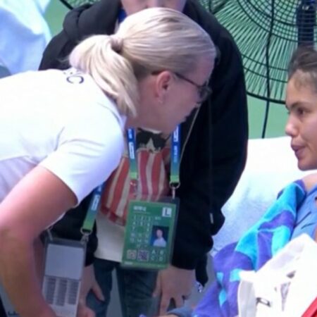 Эмма Радукану прекращает борьбу на Ухань Open