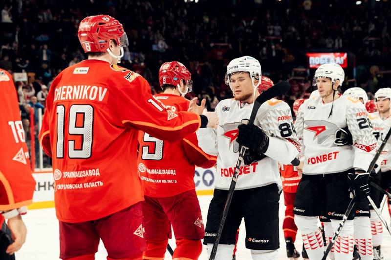 Preview «Автомобилист» прервал победную серию «Авангарда», одержав четвёртую победу подряд