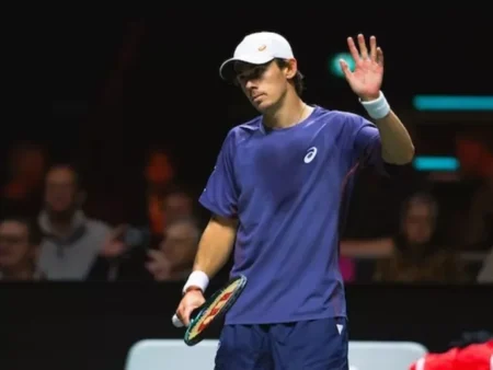 Алекс Де Минаур встретится с Даниилом Медведевым в четвертьфинале Shanghai Masters