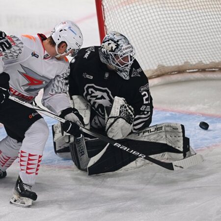 Топ-5 хоккейных матчей недели КХЛ: Интриги и противостояния