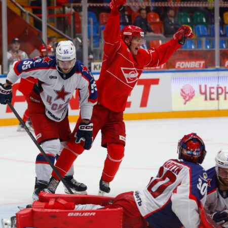 КХЛ: «Локомотив» совершил камбэк против «Лады», московское «Динамо» уверенно обыграло «Шанхайских Драконов»