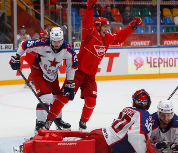 КХЛ: «Локомотив» совершил камбэк против «Лады», московское «Динамо» уверенно обыграло «Шанхайских Драконов»